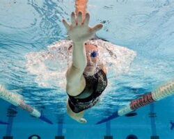 Yüzme Sporu Yaparken Kullanılabilecek Teknolojik Kıyafetler